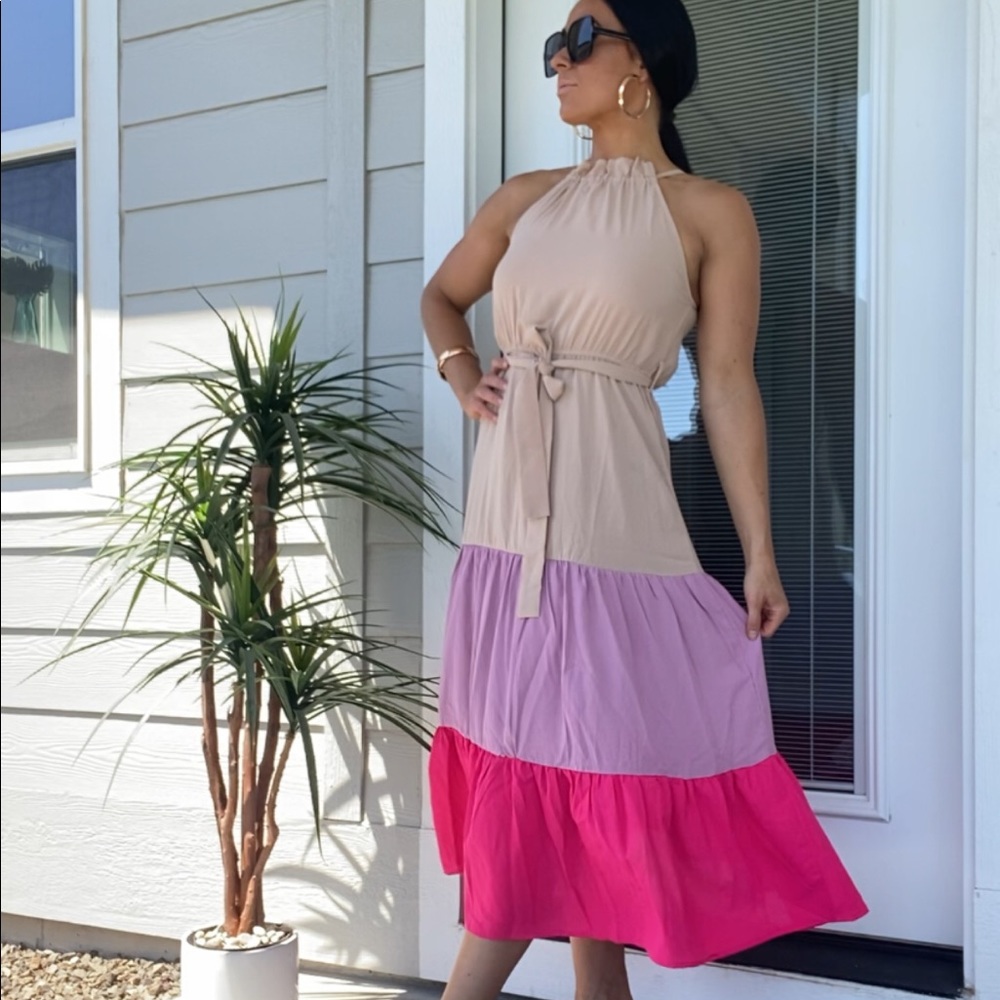 Color Block Halter Dress - Picture 2 of 14